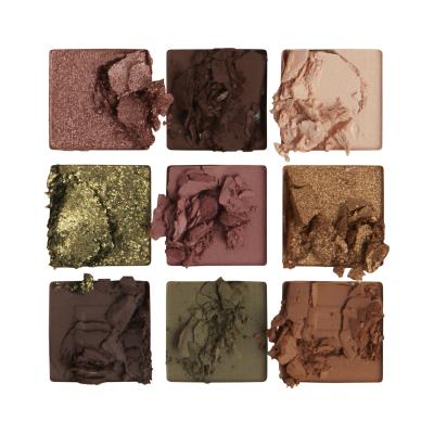 Makeup Revolution London Ultimate Desire Sjenilo za oči za žene 8,1 g Nijansa Stripped Khaki