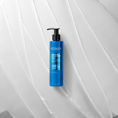 Redken Extreme Play Safe 230°C Treatment Zaštita kose od topline za žene 200 ml