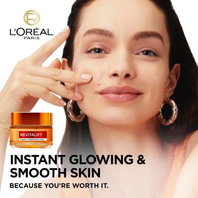 L&#039;Oréal Paris Revitalift Vitamin C Brightening Cream Dnevna krema za lice za žene 50 ml