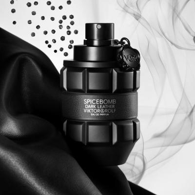 Viktor &amp; Rolf Spicebomb Dark Leather Poklon set parfemska voda 90 ml + parfemska voda 10 ml